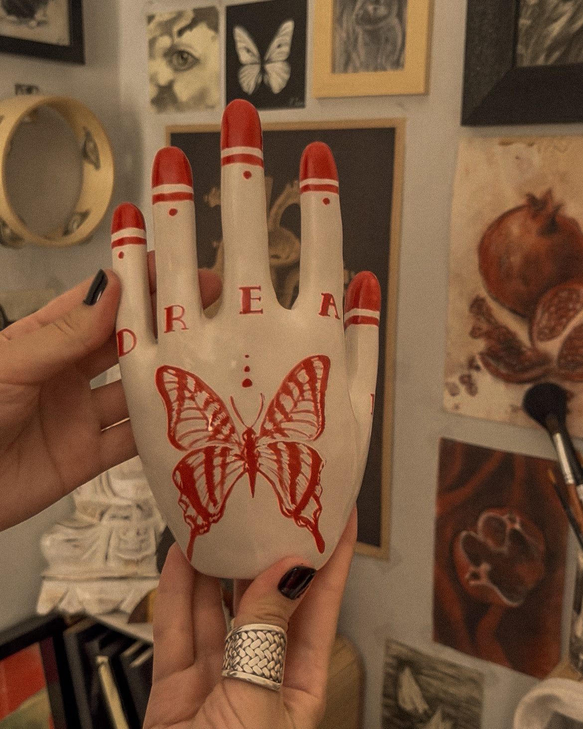 Hands